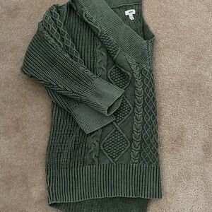 Aerie Olive Green Cable V-Neck Sweater